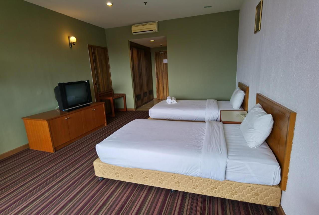 Folkmeldrum Hotel Johor Bahru Exterior foto