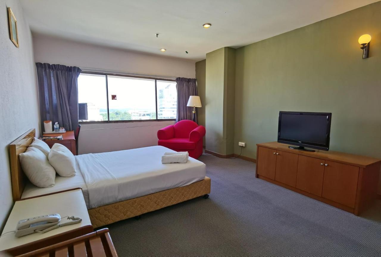 Folkmeldrum Hotel Johor Bahru Exterior foto