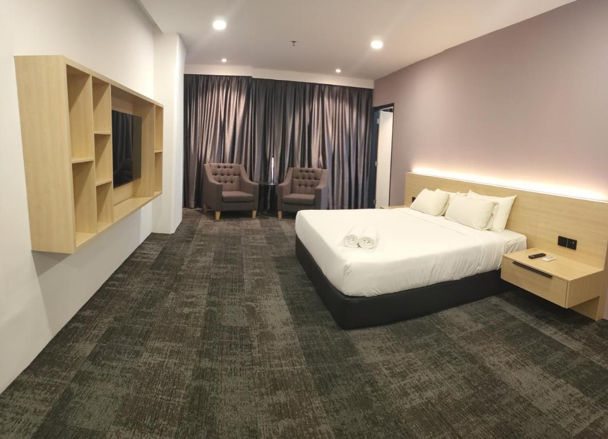 Folkmeldrum Hotel Johor Bahru Exterior foto