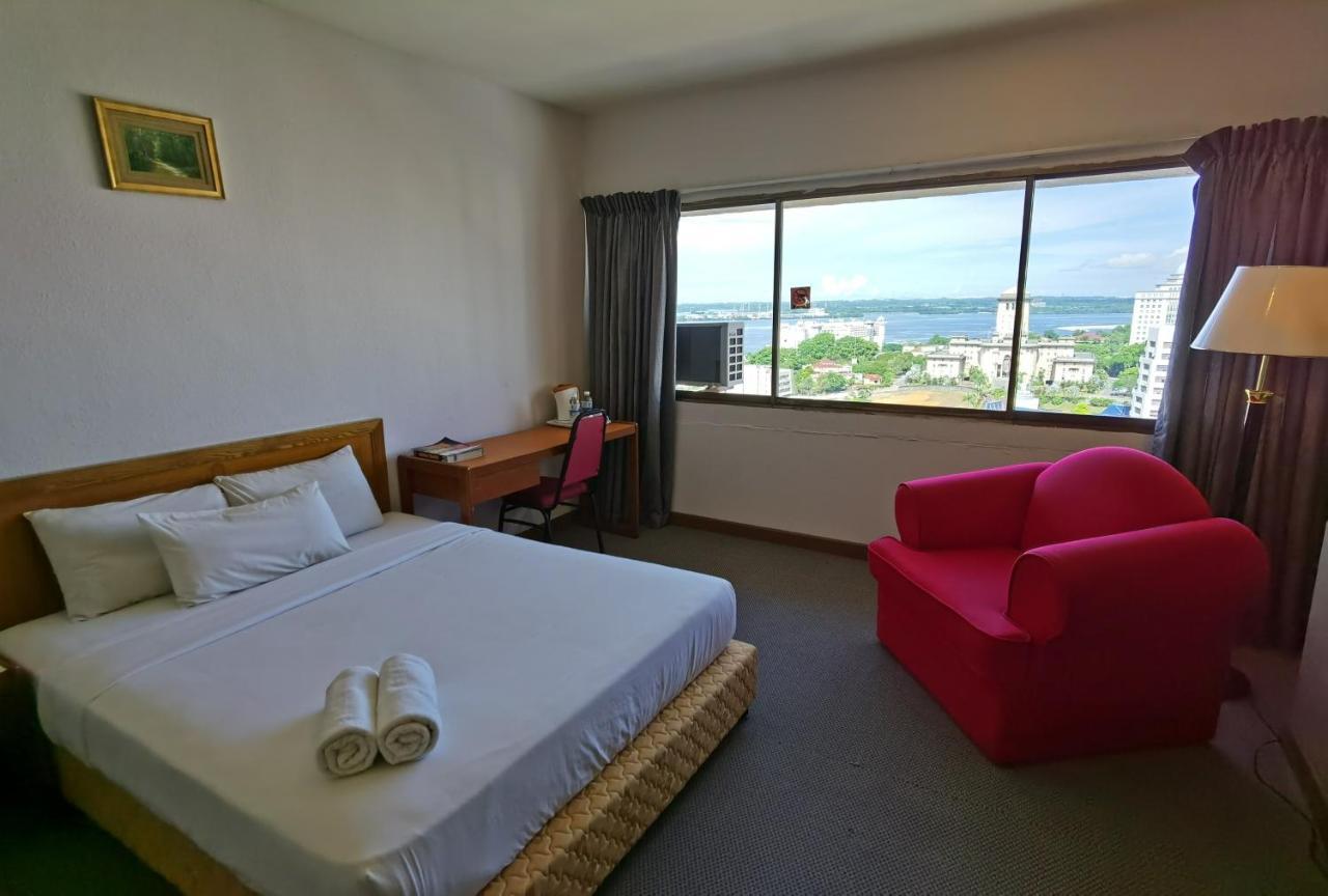 Folkmeldrum Hotel Johor Bahru Exterior foto
